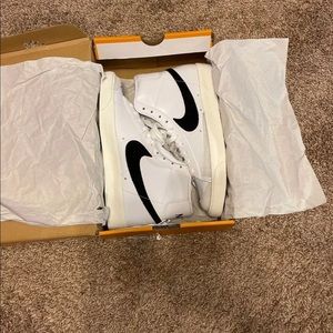 Nike Blazer Mid 77
